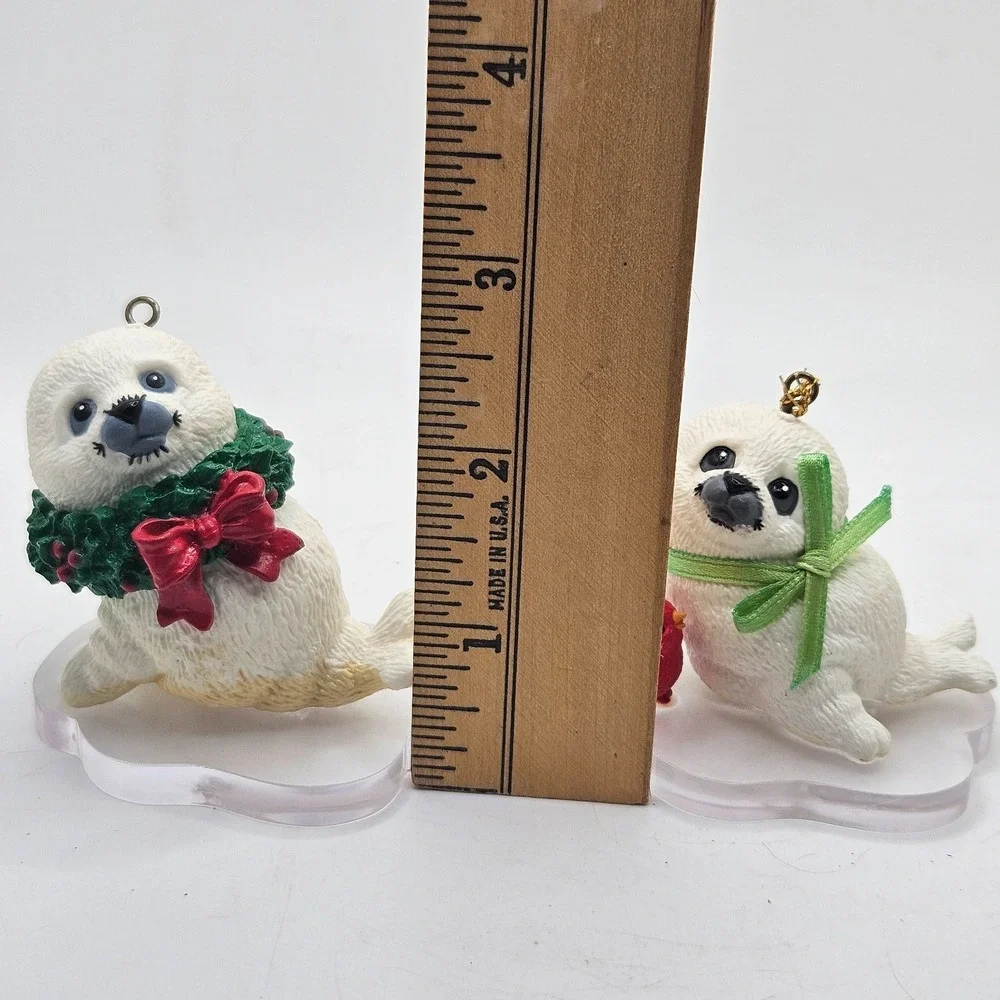 Vintage‎ Morehead Seal Christmas Ornaments Lot of 3 Wreath Bird Acrylic Base